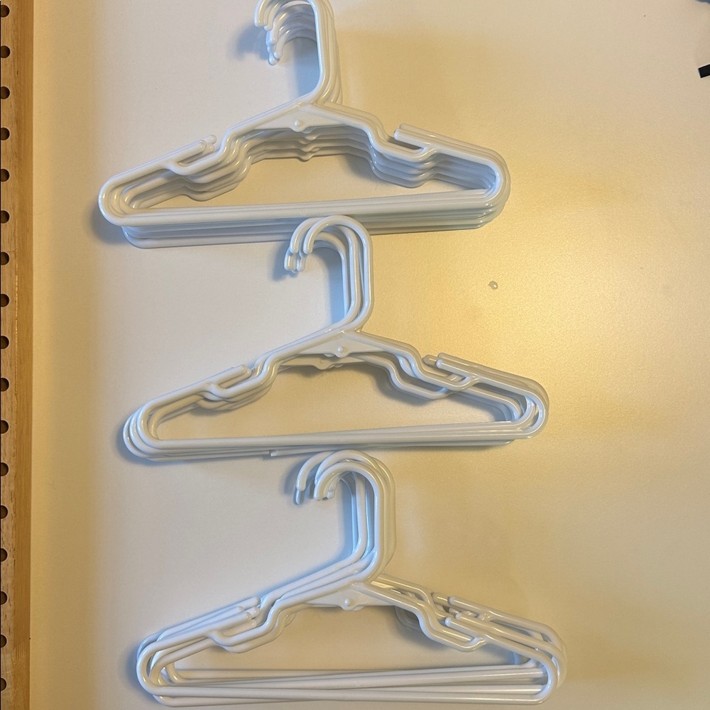 30 LIKE NEW Heavyweight White 12” Hangers